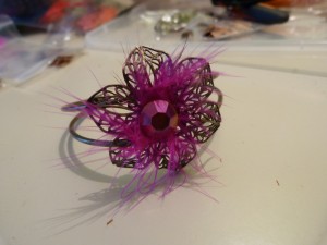 bracelet fleur et plumes 