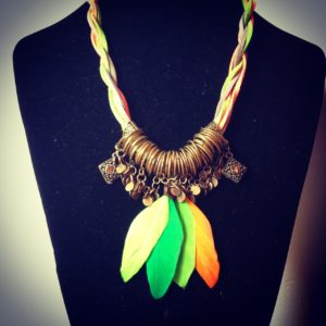 collier plume mamzaile