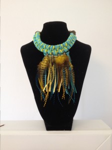 collier ethnique plumes tressages mamzaile nantes 