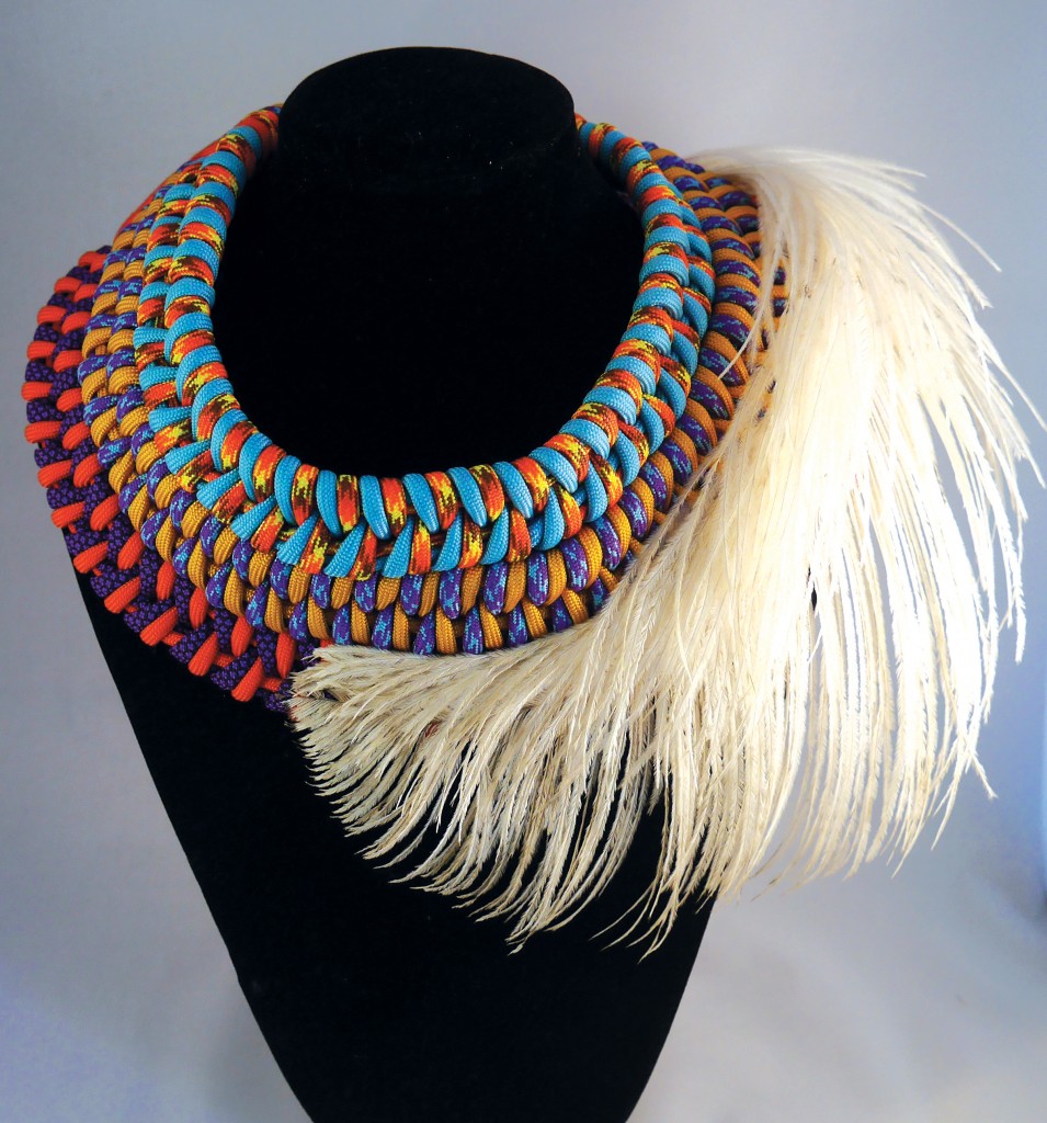 collier ethnique chic coloré plume mamzaile 