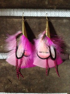 boucles-doreilles-bijoux-createur-orixa-ethnique-plumes-nantes-feathers-tribal