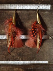 boucles-doreilles-plumes-feathers-tribal-ethnic-couleurs-orixa