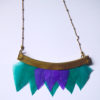 collier talisman orixa plumes vert et violet