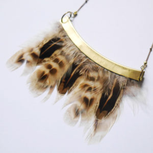 Collier talisman plumes naturelle orixa